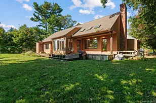 210 Lewis Rd, Northport, NY 11768 - Photo 4