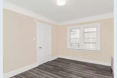 3302 Bronxwood Avenue #1, Bronx, NY 10469 - Photo 6