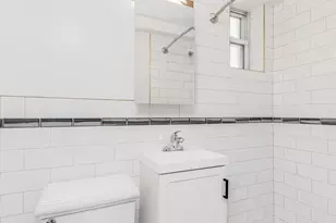 3302 Bronxwood Ave, Bronx, NY 10469 - Photo 14