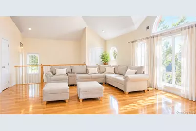 69-29 53rd Drive, Maspeth, NY 11378 - Photo 2