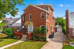 56-15 199th St, Fresh Meadows, NY 11365 - Photo 2