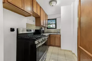 171 Pearsall, Mount Vernon, NY 10552 - Photo 8