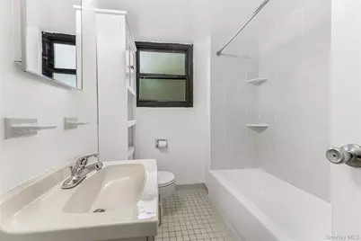 171 Pearsall #3H, Mount Vernon, NY 10552 - Photo 4