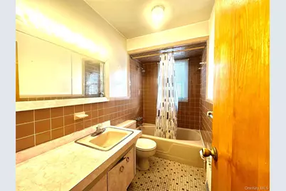 5835 229th Street, Oakland Gardens, NY 11364 - Photo 8
