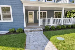 5 Lane G, Huntington, NY 11743 - Photo 2