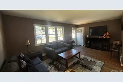 12 Chance Place, West Babylon, NY 11704 - Photo 8