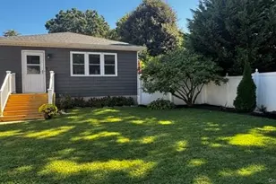 12 Chance Pl, West Babylon, NY 11704 - Photo 2