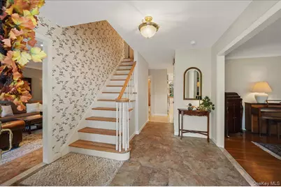 81 Widgeon Court, Great River, NY 11739 - Photo 6