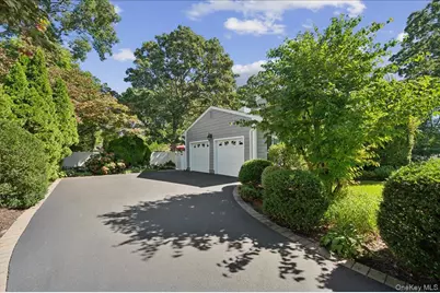 81 Widgeon Court, Great River, NY 11739 - Photo 4