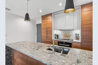 2121 31st Street #2C, Astoria, NY 11105 - Photo 6