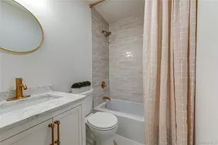 6 Evy Ct, Sayville, NY 11782 - Photo 16