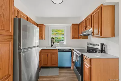 2710 South Road #A5, Poughkeepsie, NY 12601 - Photo 10