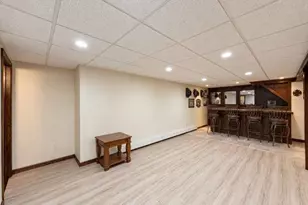 1026 Washington Ave, West Islip, NY 11795 - Photo 14