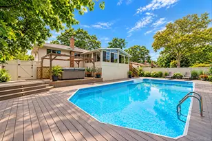 9 Mulberry Dr, Smithtown, NY 11787 - Photo 28