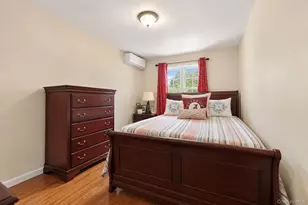 3035 Yates Ave, Bronx, NY 10469 - Photo 16