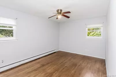 274 Marlin Street, Dix Hills, NY 11746 - Photo 28