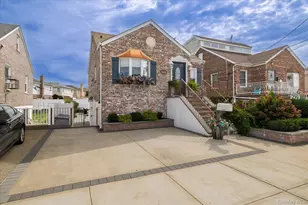 156-21 96th St, Howard Beach, NY 11414 - Photo 24