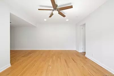 13 Terrace Circle #2B, Great Neck, NY 11021 - Photo 14