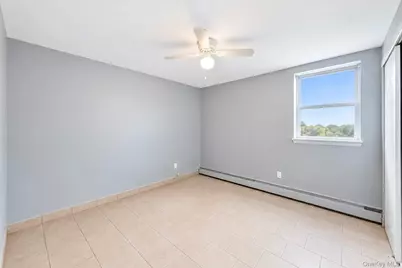 278 Lake Drive, Copiague, NY 11726 - Photo 22