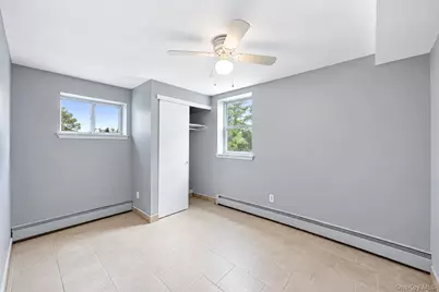 278 Lake Drive, Copiague, NY 11726 - Photo 24