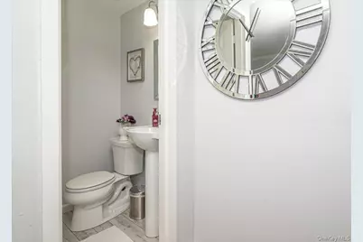 72 Birchwood Road #72, Medford, NY 11763 - Photo 16