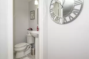 72 Birchwood Rd, Medford, NY 11763 - Photo 16