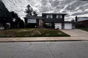 120 Osborne Rd, West Hempstead, NY 11552 - Photo 2