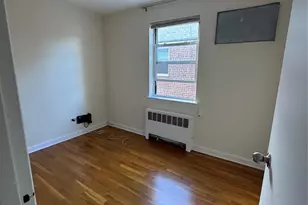 61-31 185th St, Fresh Meadows, NY 11365 - Photo 10