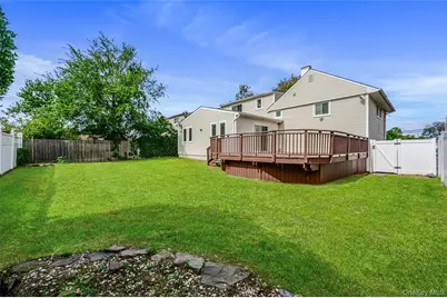 77 Concord Avenue, Oceanside, NY 11572 - Photo 32