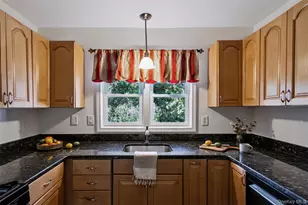 9 Horns Park Rd, Hyde Park, NY 12538 - Photo 6