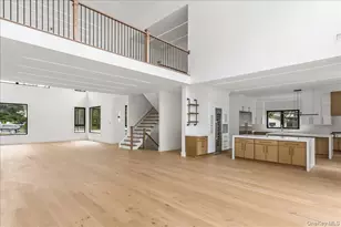 1080 Westminster Ave, Dix Hills, NY 11746 - Photo 10