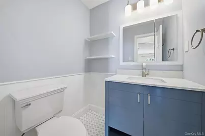 1101 Cabot Court N, Saint James, NY 11780 - Photo 16