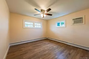 27 Park Ln, Bethpage, NY 11714 - Photo 12