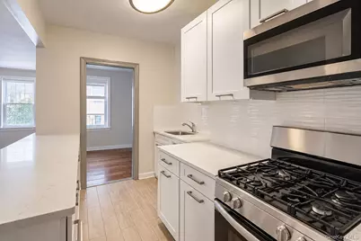 511 W 232nd Street #E55, Bronx, NY 10463 - Photo 10