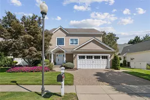 14 Esmond Ave, Melville, NY 11747 - Photo 38