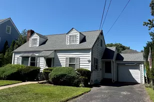 111 King St, Malverne, NY 11565 - Photo 2