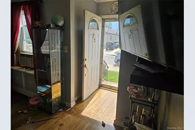 23 Washington Avenue, Valley Stream, NY 11580 - Photo 2