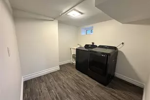 64 E Fenimore St, Valley Stream, NY 11580 - Photo 30
