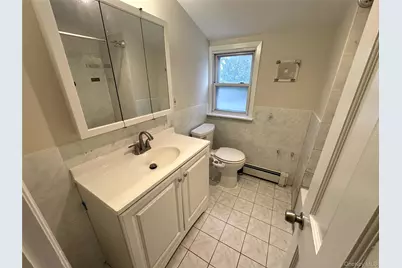 64 E Fenimore Street, Valley Stream, NY 11580 - Photo 26