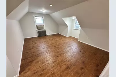 64 E Fenimore Street, Valley Stream, NY 11580 - Photo 20