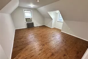 64 E Fenimore St, Valley Stream, NY 11580 - Photo 20