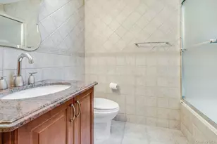 60 Chestnut Ln, Woodbury, NY 11797 - Photo 28