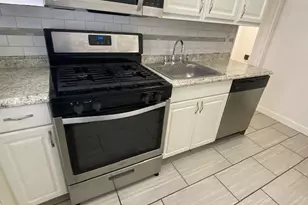 260-45 73rd Ave, Glen Oaks, NY 11004 - Photo 6