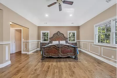 3 Dionne Court, Northport, NY 11768 - Photo 18