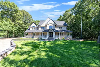 3 Dionne Court, Northport, NY 11768 - Photo 1