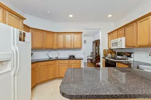 31 Willow Wood Dr, East Setauket, NY 11733 - Photo 12