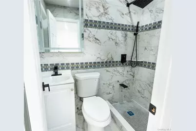 10910 175th Street, Jamaica, NY 11433 - Photo 8