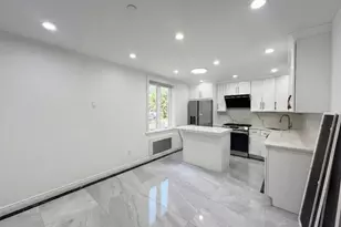7-17 College Pl, College Point, NY 11356 - Photo 8