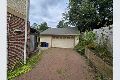 10 Summer Avenue, Great Neck, NY 11020 - Photo 6