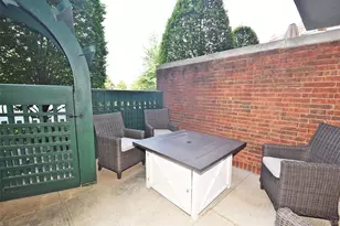 111 Cherry Valley Ave, Garden City, NY 11530 - Photo 14